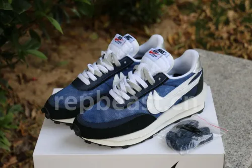 Authentic Fragment design x Sacai x Nike LDV Waffle