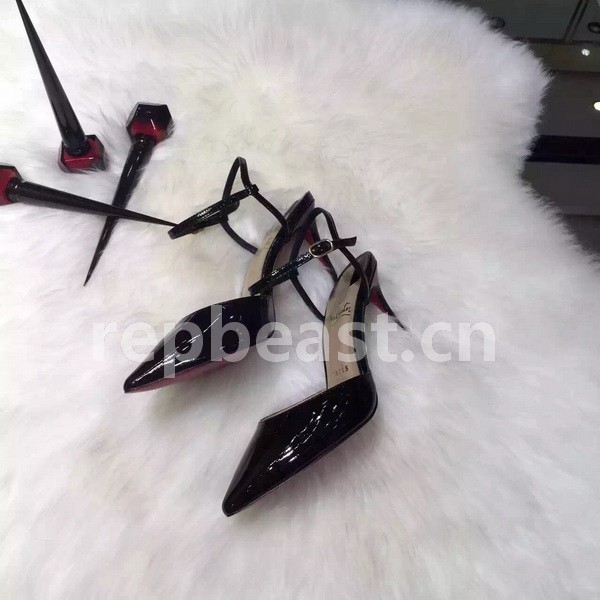 Super Max Christian Louboutin Custom High Heel-062