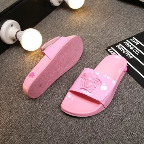 Versace women slippers AAA-001