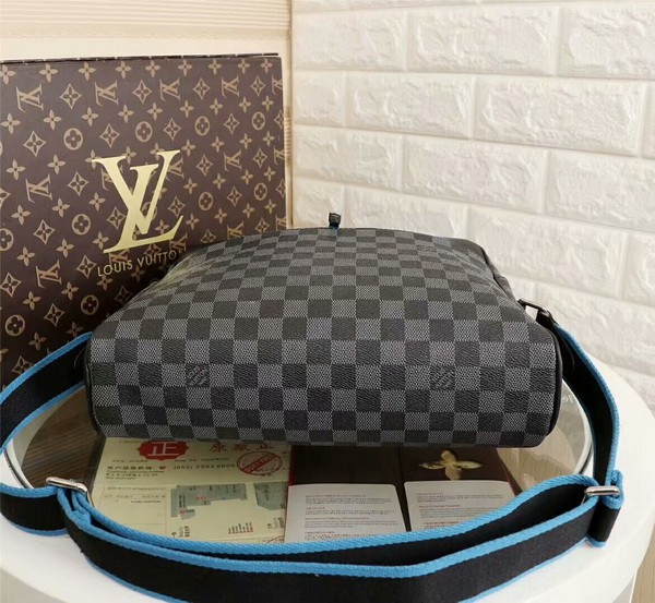 LV Men Hangbags AAA-013