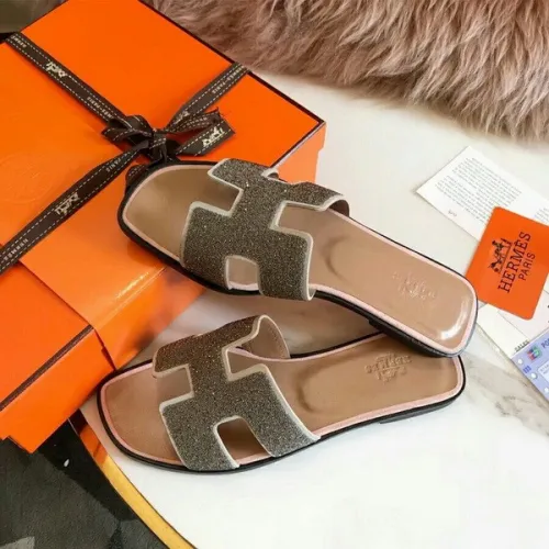 Hermes women slippers AAA-233(35-39)