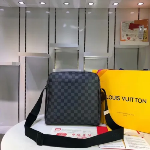 LV Men Hangbags AAA-033