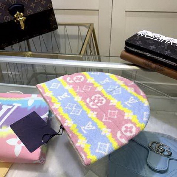LV Wool Cap Scarf AAA-063