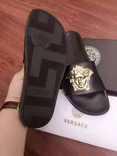 Versace Men slippers AAA-025