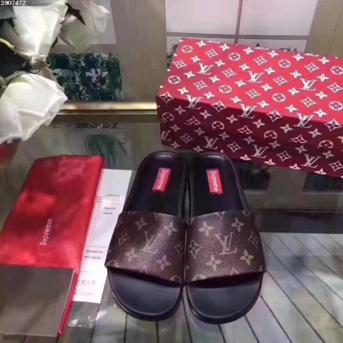 LV men slippers AAA(38-46)-183