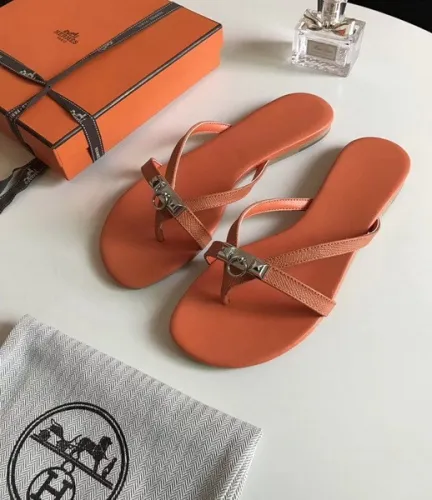 Hermes women slippers AAA-261(35-40)