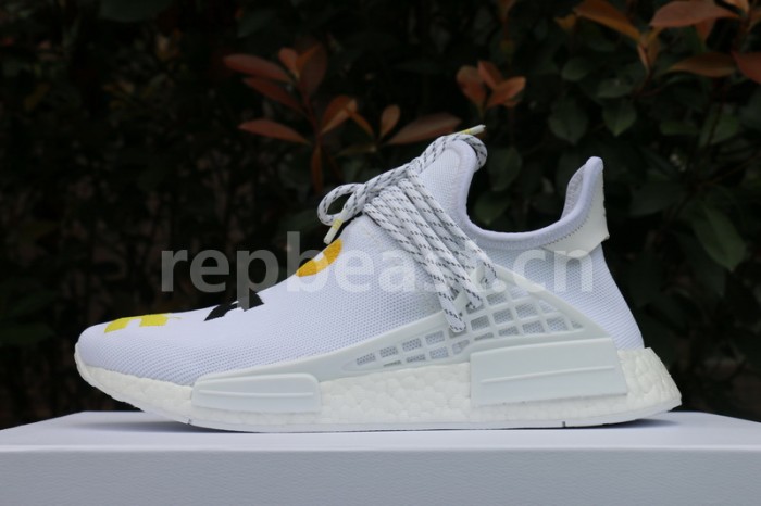 Authentic AD Human Race NMD x Pharrell Williams White