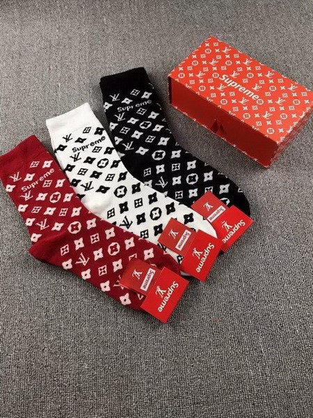 LV Socks-098