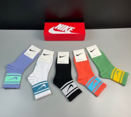 Nike Socks-070