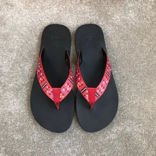 LV men slippers AAA-475