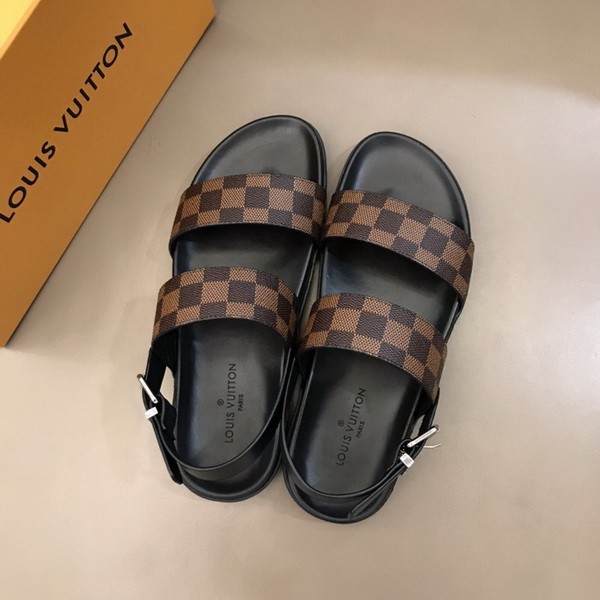 LV men slippers AAA-700