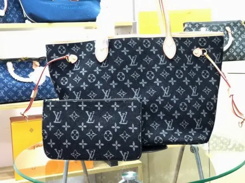 LV Hangbags AAA Women-525