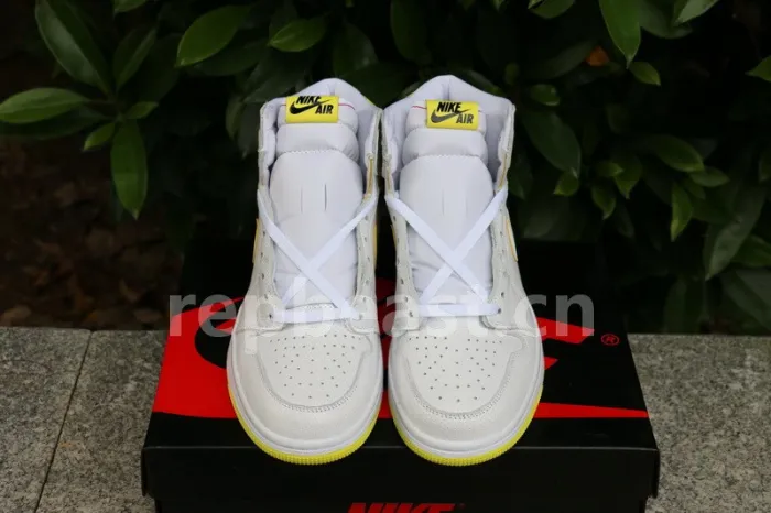 Authentic Air Jordan 1 “First Class Flight”