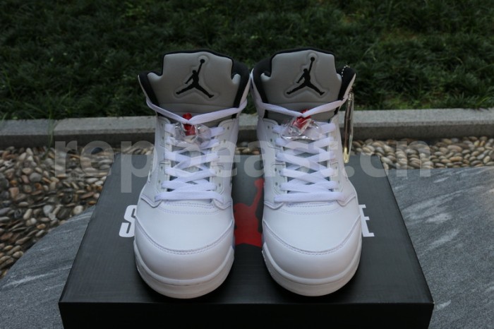 Authentic Supreme x Air Jordan 5 White