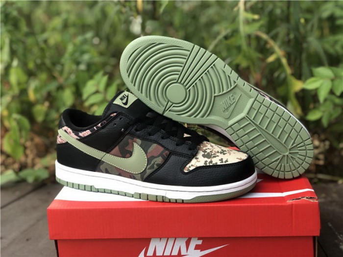 Authentic Nike Dunk Low SE“Oil Green”