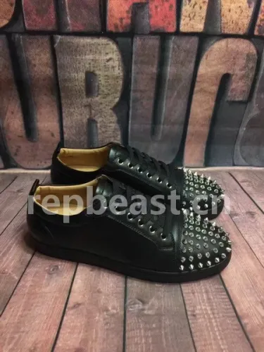 Super Max Christian Louboutin Shoes-396