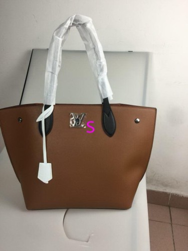 LV Hangbags AAA-365