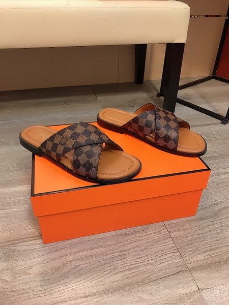 LV men slippers AAA-1074