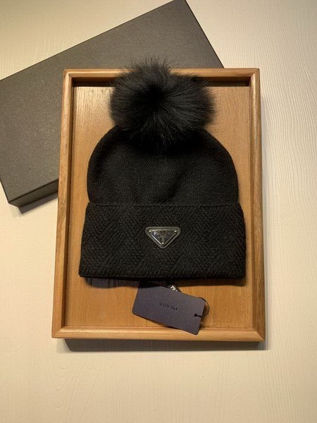 Prada Wool Cap Scarf AAA-073