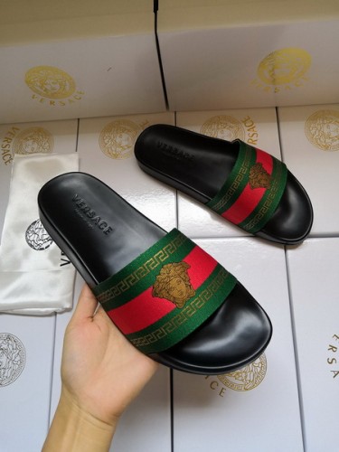 Versace men slippers AAA-203(38-46)