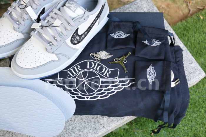 Authentic Dior x Ai Jordan 1 Low Top (with dior boxes)