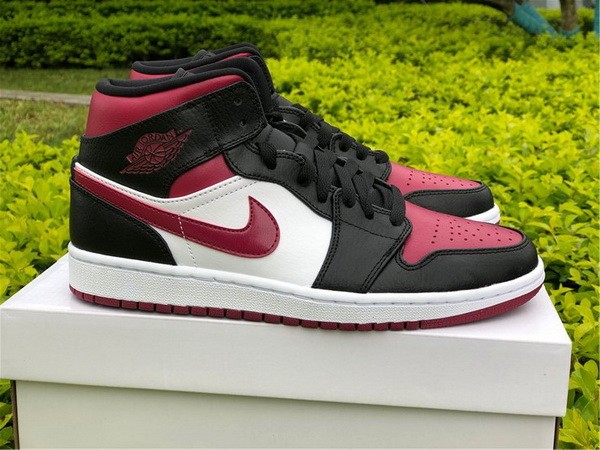 Super Max Perfect Jordan 1 shoes-110