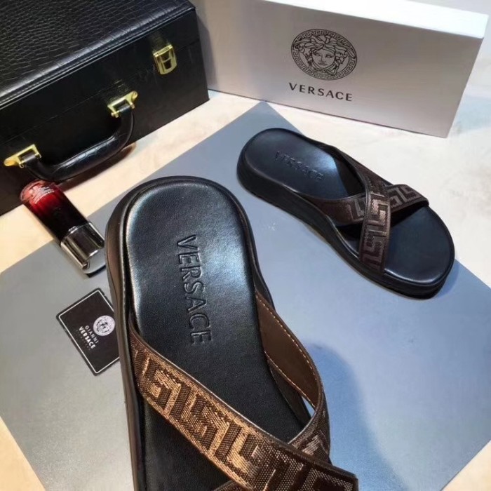 Versace men slippers AAA-098