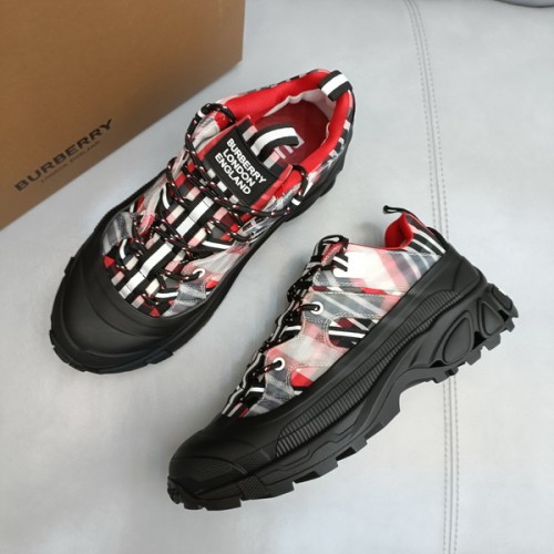 Burberry men shoes 1：1 quality-294