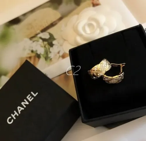 CHAL Earring-900