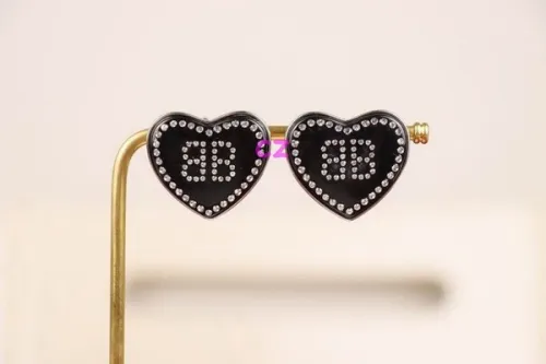 B Earring-050