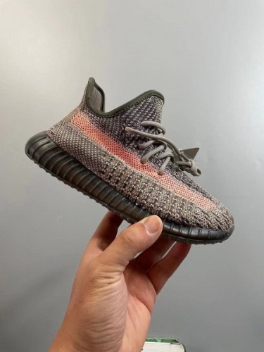 Yeezy 350 Boost V2 shoes kids-131