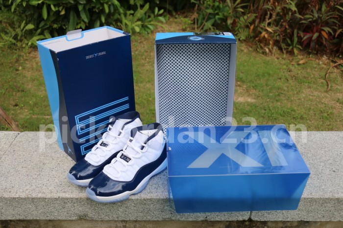 Authentic Air Jordan 11 “Midnight Navy”