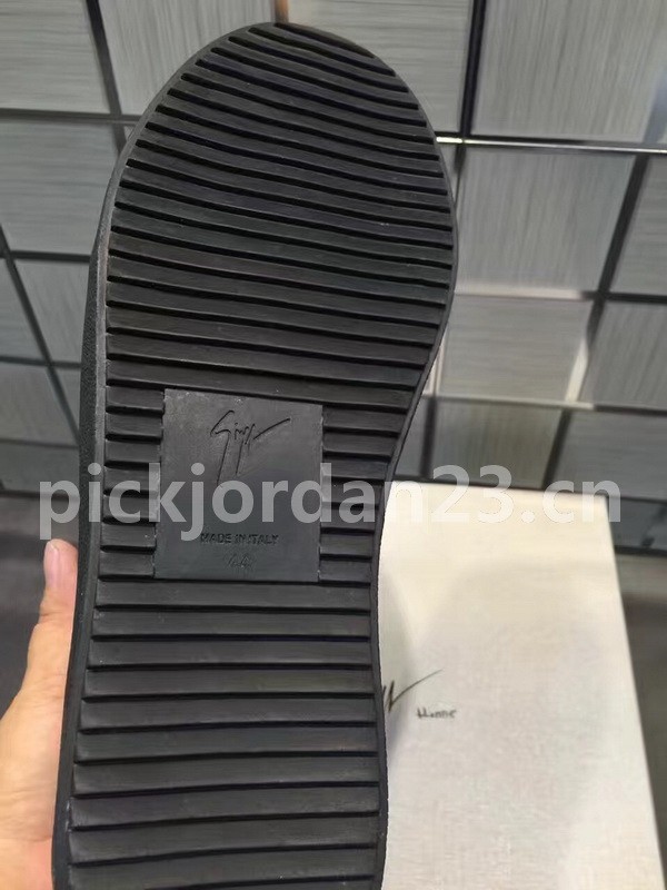 Super Max GZ Shoes157