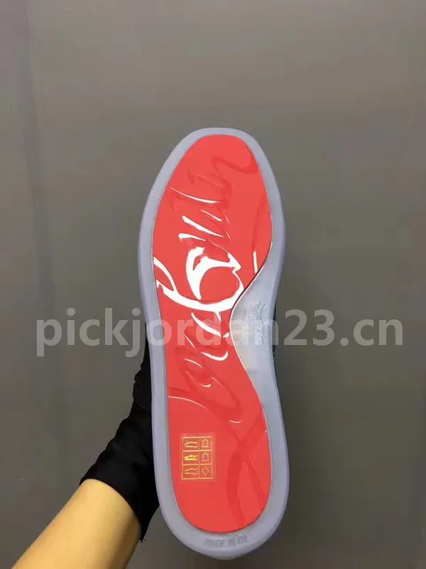 Super Max Christian Louboutin Shoes-823