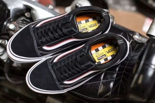 Vans Era Low Top Shoes-186