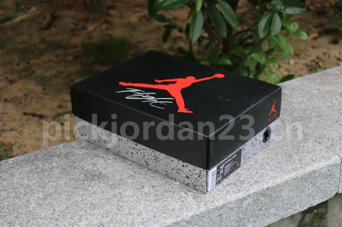 Authentic Air Jordan 4 “Fire Red” 2020