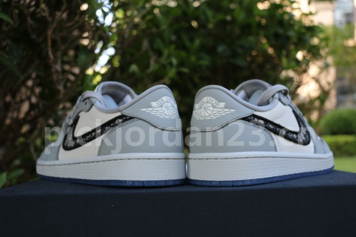 Authentic Dior x Ai Jordan 1 Low Top (with dior boxes)