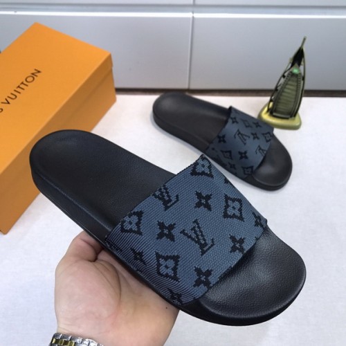 LV men slippers AAA-351(38-45)