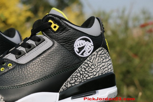 Authentic Air Jordan 3 Oregon Ducks Black