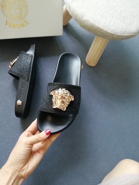 Versace men slippers AAA-191(38-46)