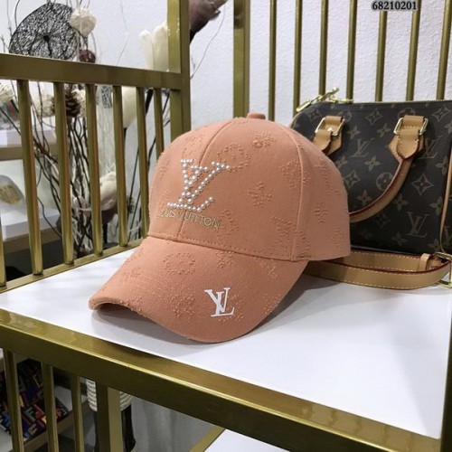 LV Hats AAA-673