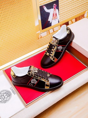 Versace Men Shoes 1：1 Quality-408