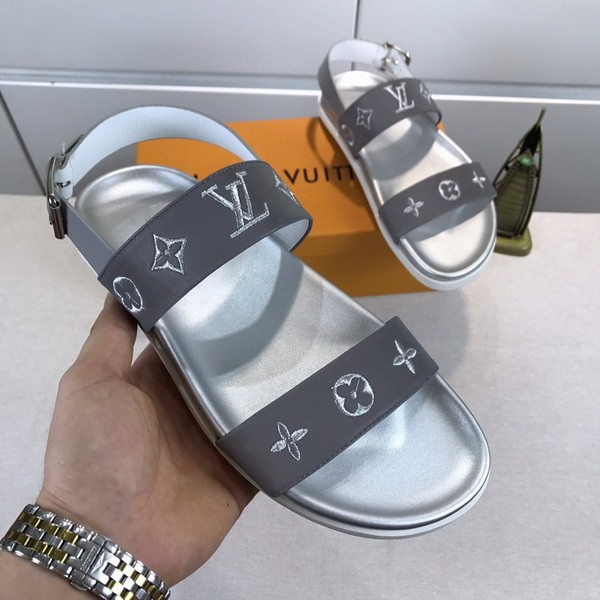 LV men slippers AAA-320(38-45)