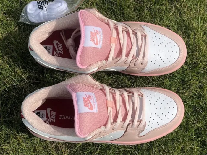 Authentic Nike SB Dunk Low Pigeon Pink