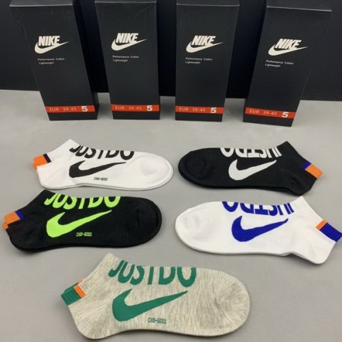 Nike Socks-022