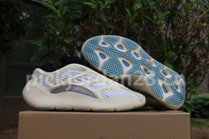 Authentic Yeezy 700 V3 “Azael”