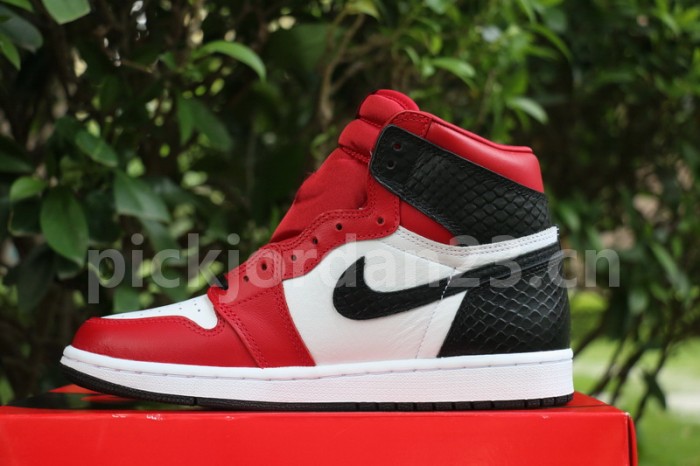 Authentic Air Jordan 1 High OG WMNS “Satin Snake”