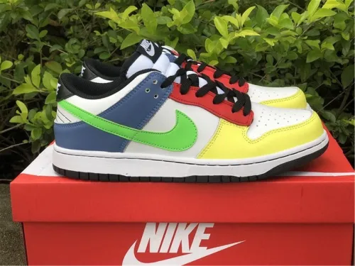 Authentic Nike Dunk Low Green Strike