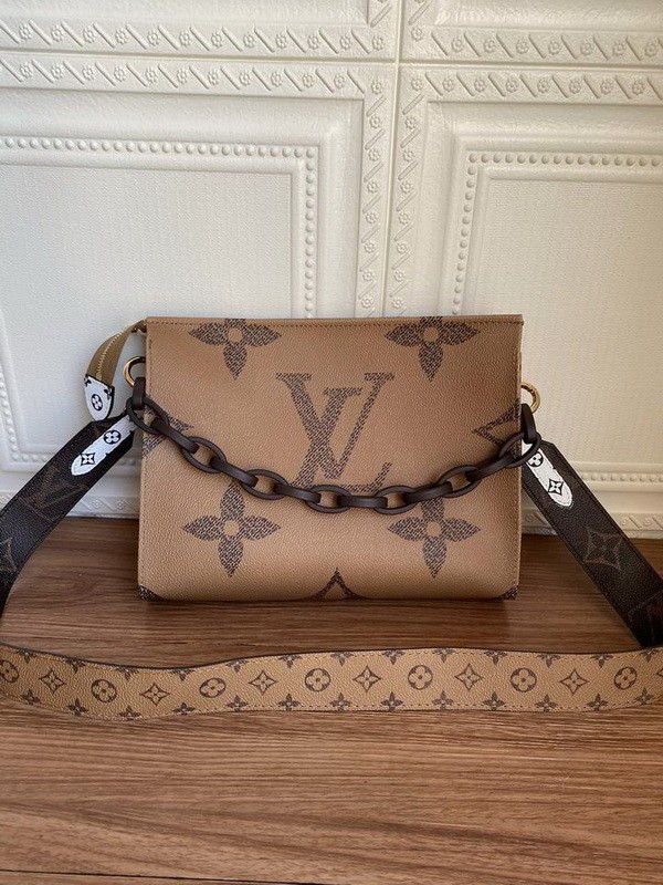 LV Hangbags AAA Women-492