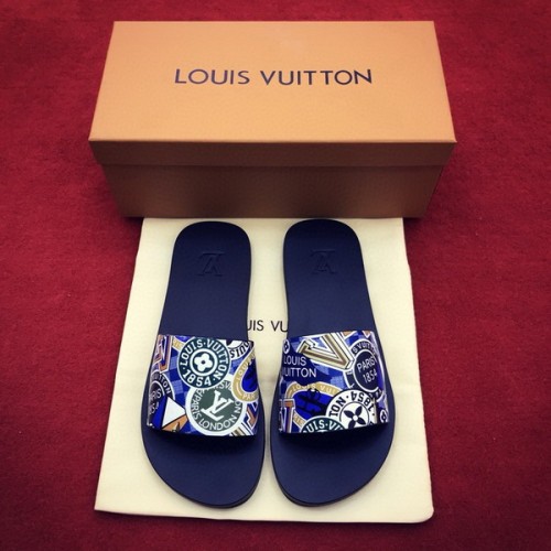 LV men slippers AAA-477